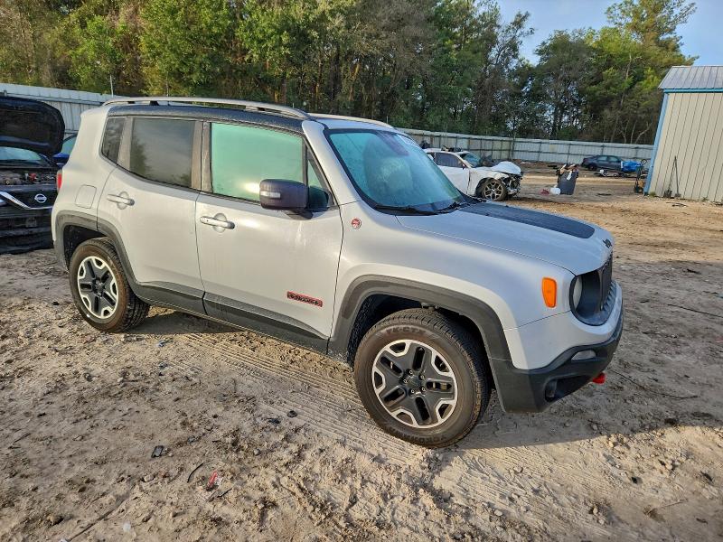 Photo 4 from auction – 2015 JEEP RENEGADE T with VIN ZACCJBCT8FPC36054