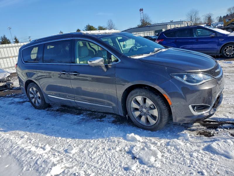 Photo 4 from auction – 2020 CHRYSLER PACIFICA H with VIN 2C4RC1N78LR282506