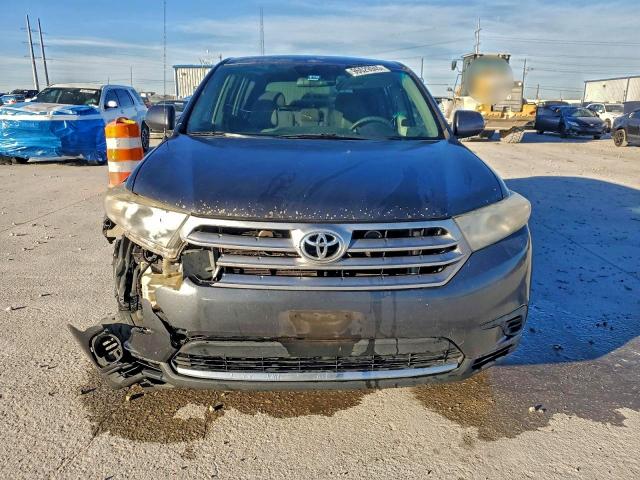Photo 5 from auction – 2012 TOYOTA HIGHLANDER with VIN 5TDZK3EH0CS068219
