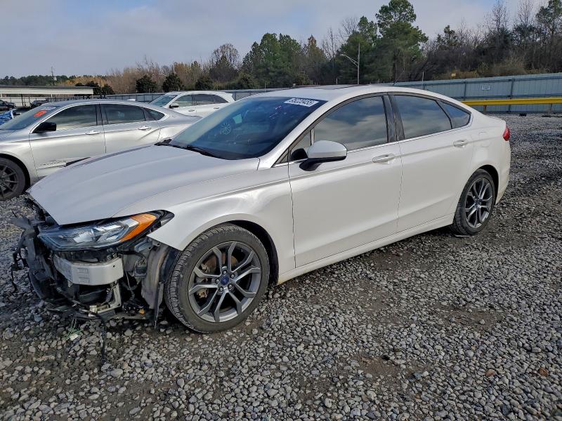 FORD FUSION SE 2017 with VIN 3FA6P0HD3HR154197 - Photo from auction