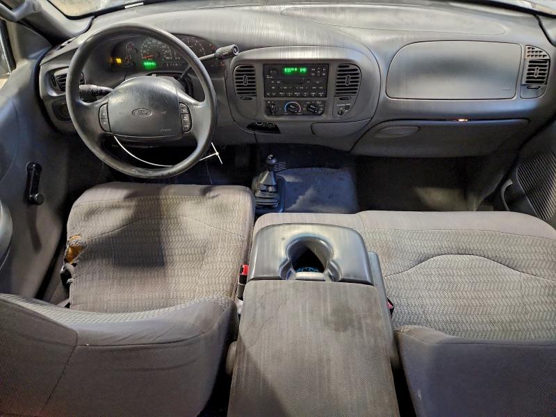 Photo 8 from auction – 2000 FORD F150 with VIN 2FTRX18W9YCA28434