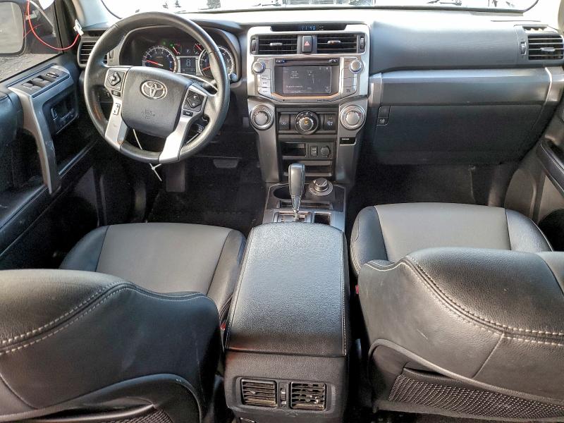 Photo 8 from auction – 2018 TOYOTA 4RUNNER SR with VIN JTEBU5JR0J5594239