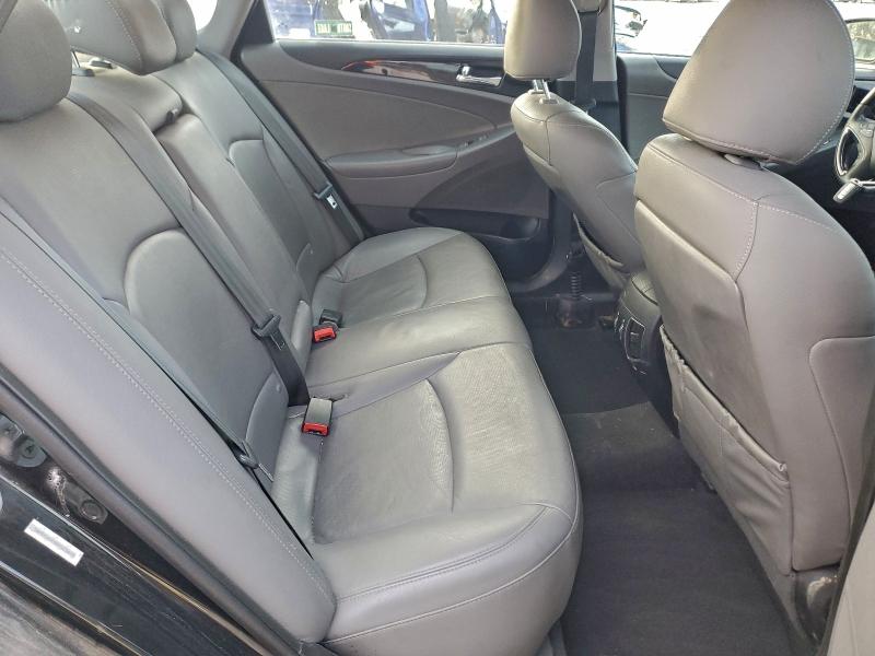 Photo 10 from auction – 2011 HYUNDAI SONATA SE with VIN 5NPEC4AC9BH129678