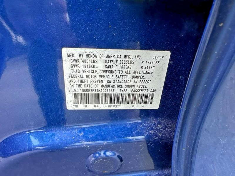 Photo 10 from auction – 2017 ACURA ILX BASE W with VIN 19UDE2F31HA003223