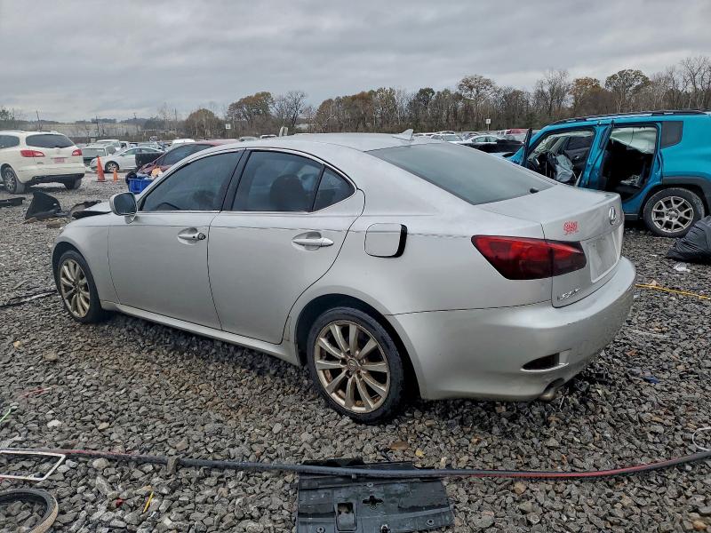 Photo 2 from auction – 2007 LEXUS IS 250 with VIN JTHCK262975015202