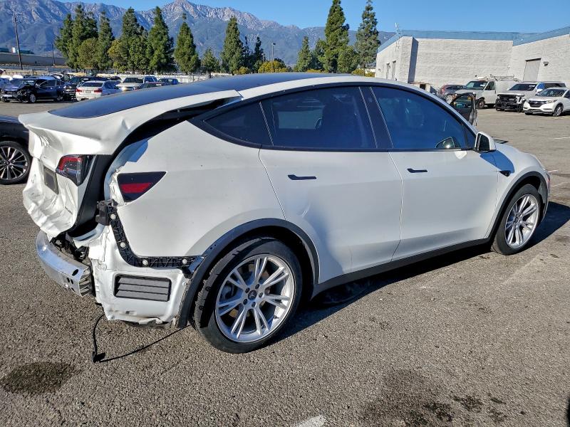 Photo 3 from auction – 2021 TESLA MODEL Y with VIN 5YJYGAEE6MF196235