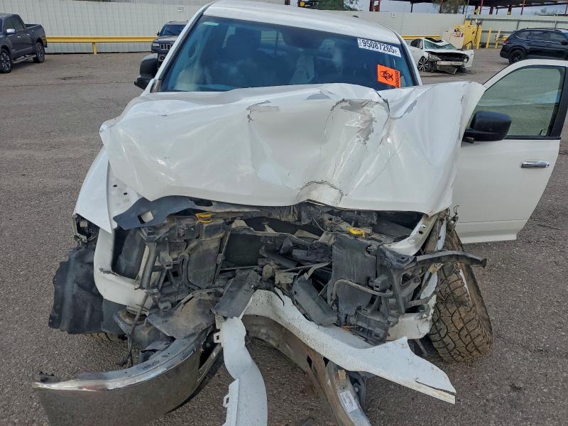 Photo 11 from auction – 2018 RAM 1500 SLT with VIN 1C6RR6GG1JS119269