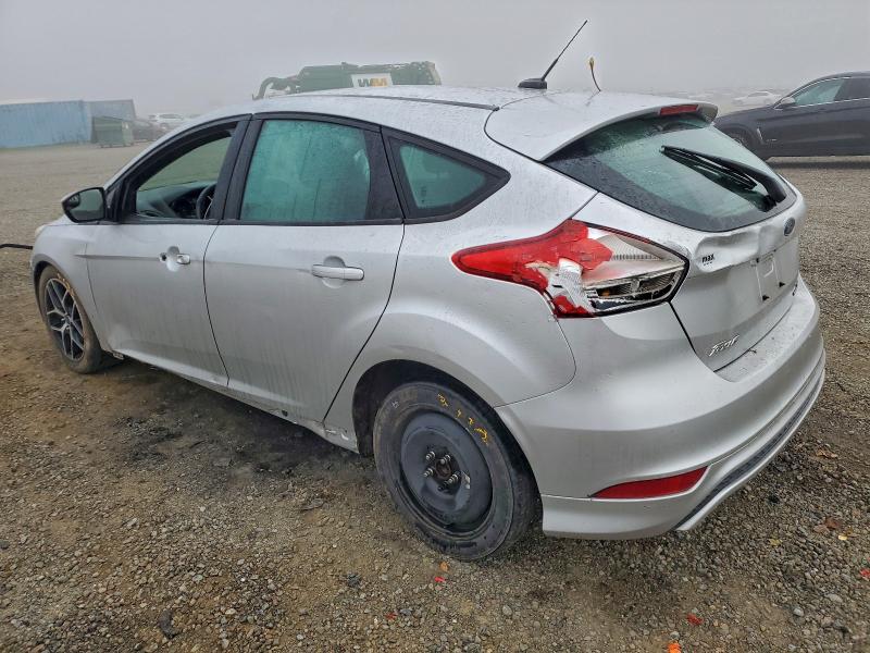 Photo 2 from auction – 2016 FORD FOCUS with VIN 1FADP3K24GL258680