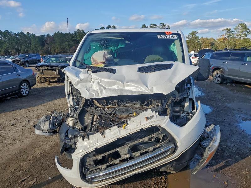 Photo 5 from auction – 2017 FORD TRANSIT T- with VIN 1FBZX2ZM1HKB26165
