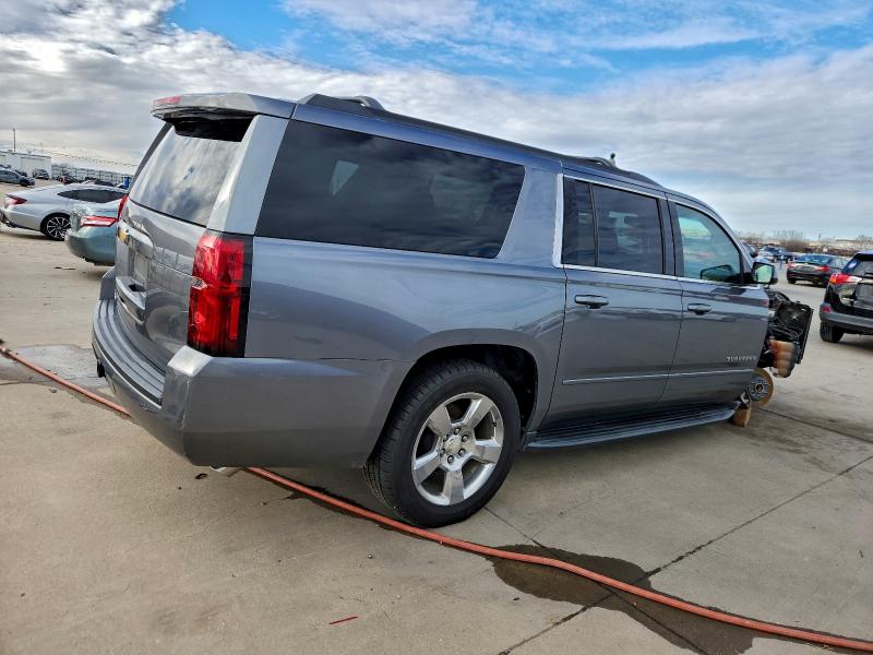 Photo 3 from auction – 2018 CHEVROLET SUBURBAN with VIN 1GNSCGKC1JR136724