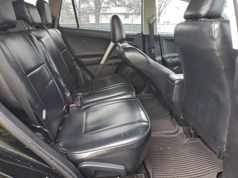 Photo 10 from auction – 2017 TOYOTA RAV4 XLE with VIN 2T3RFREV6HW663157