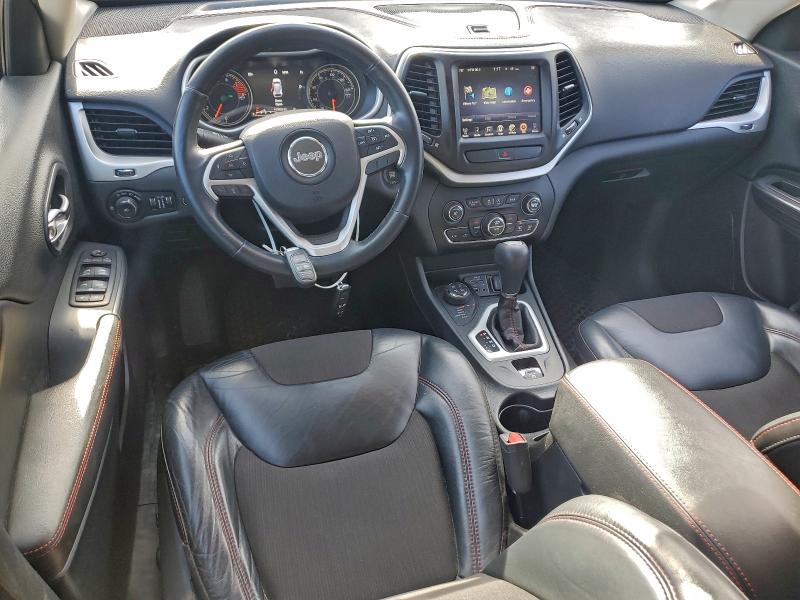 Photo 8 from auction – 2017 JEEP CHEROKEE T with VIN 1C4PJMBS5HW500682