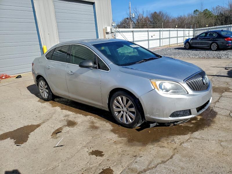 Photo 4 from auction – 2016 BUICK VERANO with VIN 1G4PP5SK1G4169609