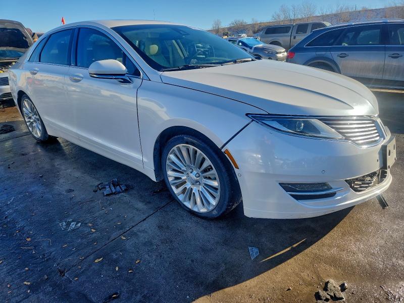 Photo 4 from auction – 2013 LINCOLN MKZ with VIN 3LN6L2GK5DR820841