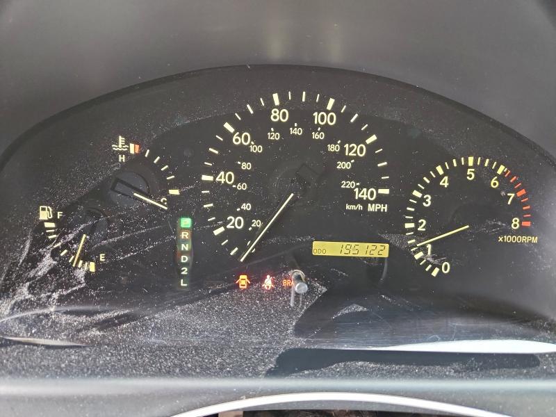 Zdjęcie 9 z aukcji – 2002 LEXUS RX 300 z VIN JTJHF10U020274244