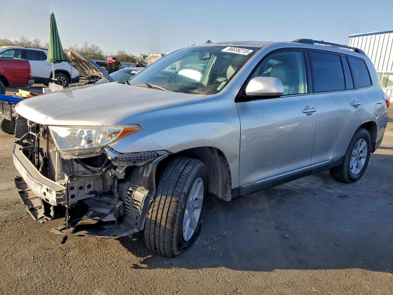 TOYOTA HIGHLANDER 2013 with VIN 5TDZK3EH5DS116444 - Photo from auction