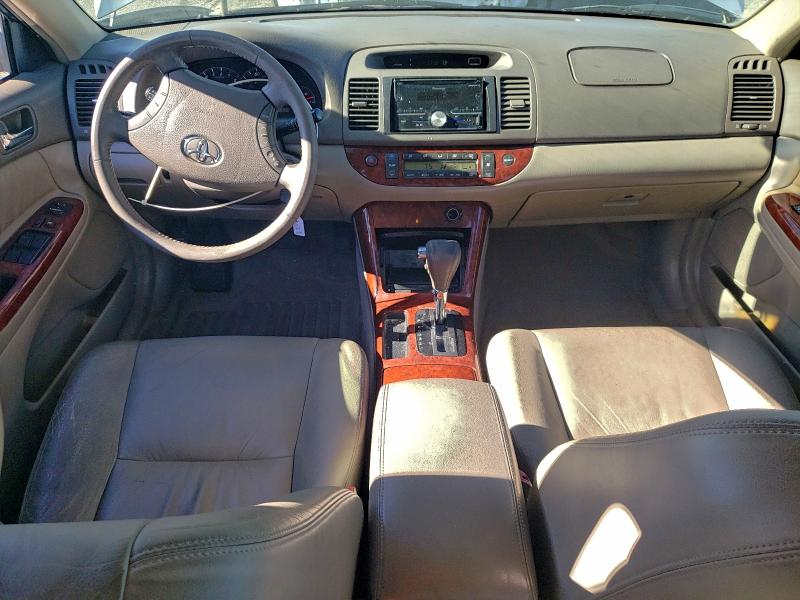 Photo 8 from auction – 2005 TOYOTA CAMRY LE with VIN JTDBF32K450160185