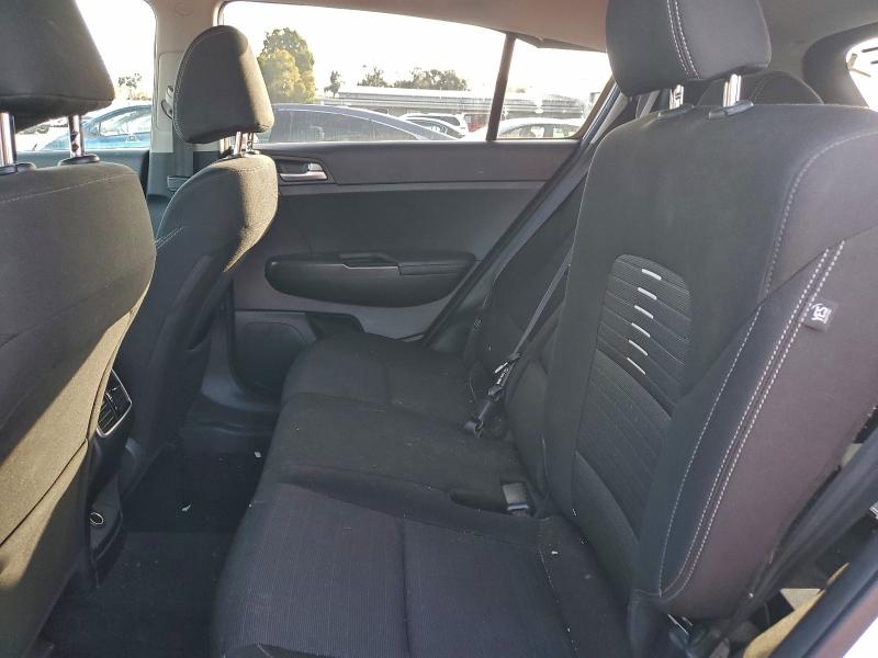Photo 10 from auction – 2017 KIA SPORTAGE L with VIN KNDPMCAC0H7140808