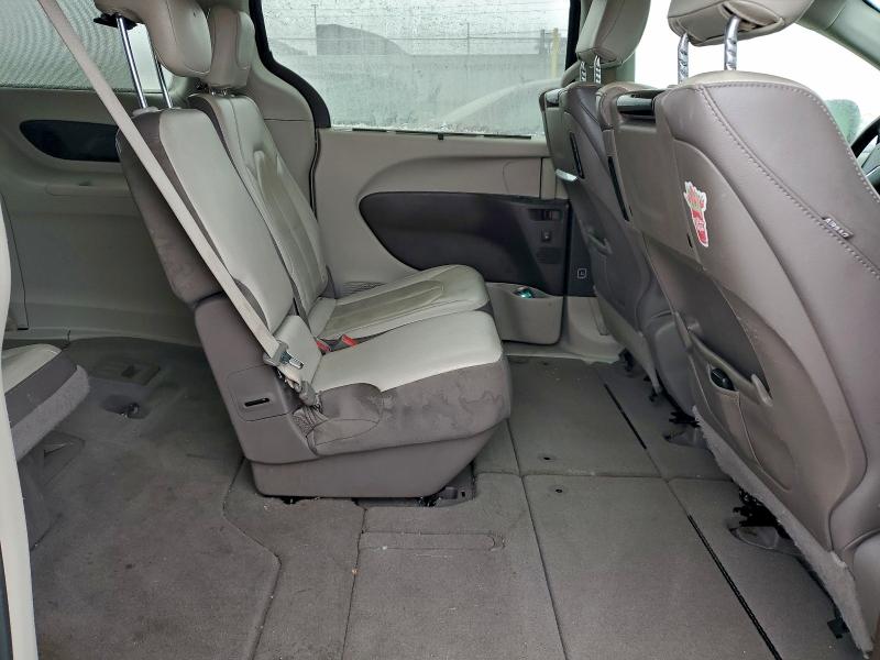 Photo 11 from auction – 2018 CHRYSLER PACIFICA T with VIN 2C4RC1EG3JR356329