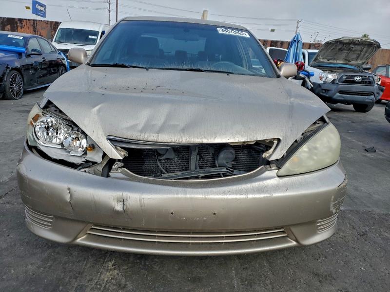 Photo 5 from auction – 2005 TOYOTA CAMRY LE with VIN 4T1BE30K75U023932