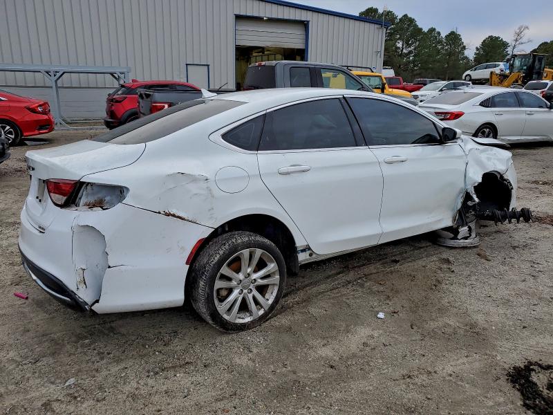 Photo 3 from auction – 2016 CHRYSLER 200 LIMITE with VIN 1C3CCCAB4GN175469