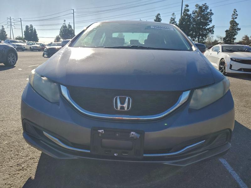 Foto 5 de la subasta – 2015 HONDA CIVIC EX con VIN 19XFB2F87FE216764