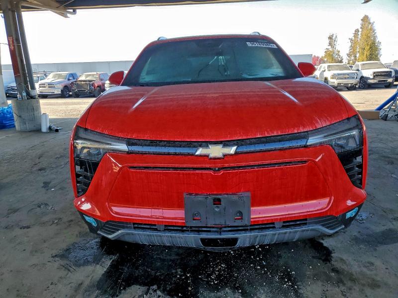 Photo 5 from auction – 2024 CHEVROLET BLAZER 2LT with VIN 3GNKDBRJ5RS214760