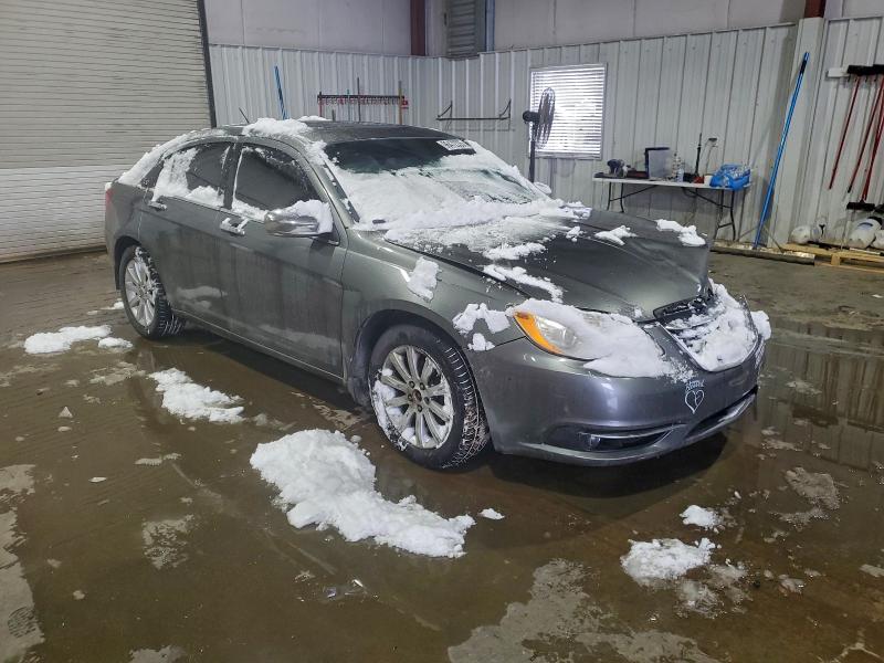 Photo 4 from auction – 2013 CHRYSLER 200 with VIN 1C3CCBCG1DN699113