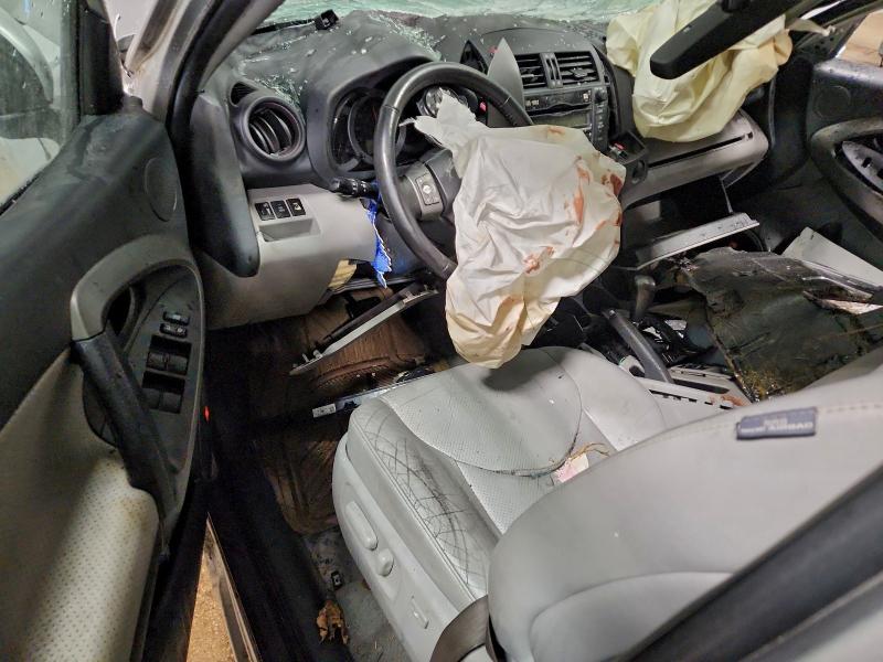 Photo 8 from auction – 2010 TOYOTA RAV4 LIMIT with VIN 2T3DK4DV8AW031079