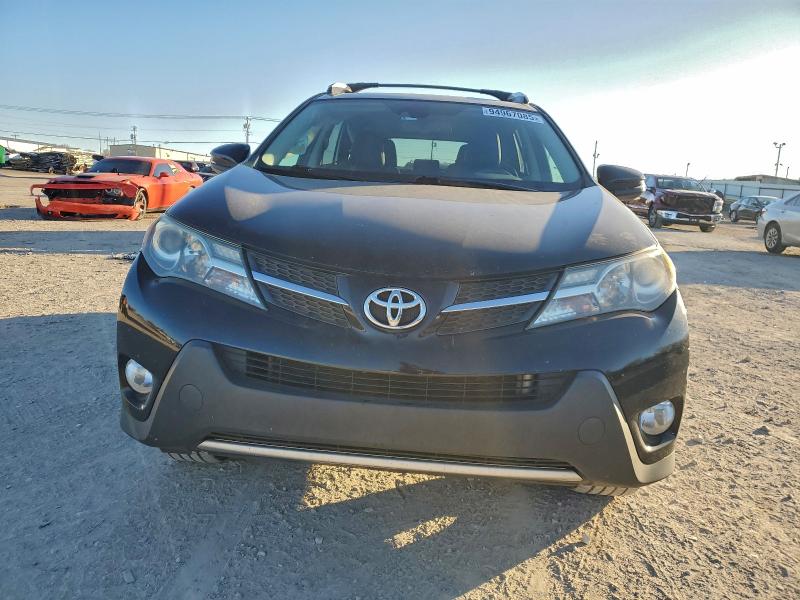 Photo 5 from auction – 2015 TOYOTA RAV4 LIMIT with VIN 2T3YFREV1FW221332