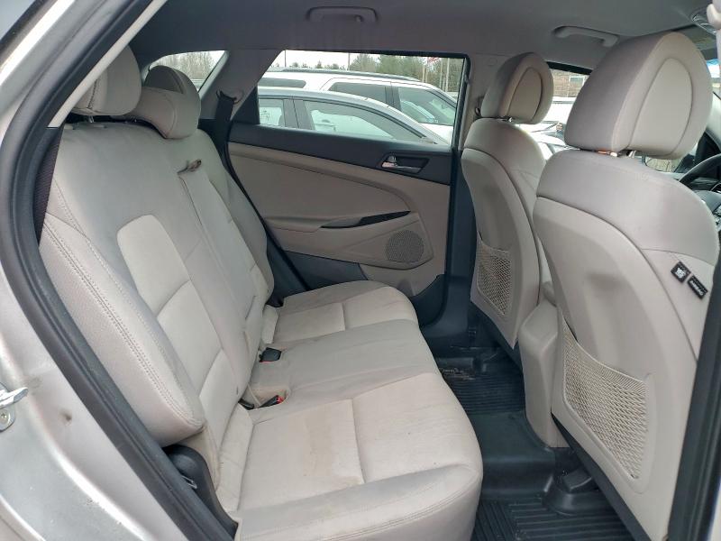 Photo 11 from auction – 2017 HYUNDAI TUCSON LIM with VIN KM8J3CA40HU527731