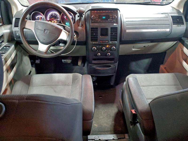 Photo 8 from auction – 2008 DODGE GRAND CARA with VIN 2D8HN44H88R669695