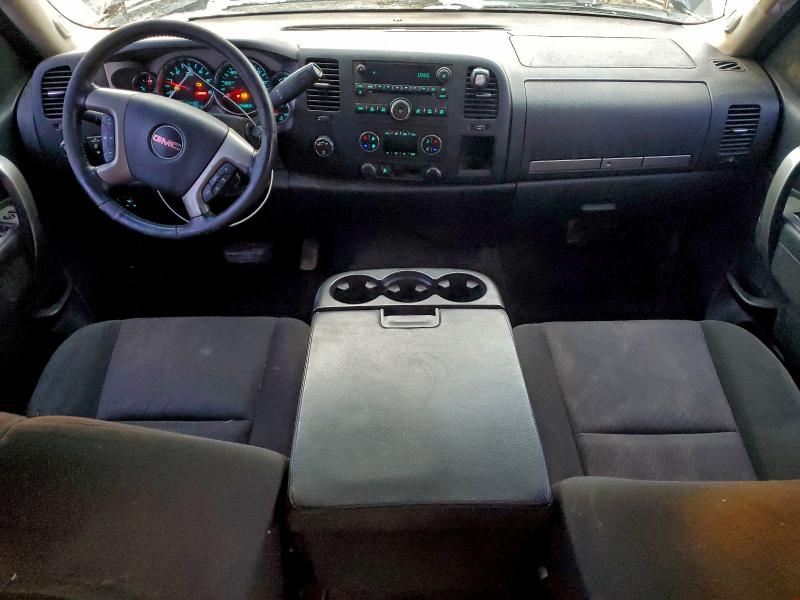 Photo 8 from auction – 2011 GMC SIERRA K15 with VIN 3GTP2VE36BG322620