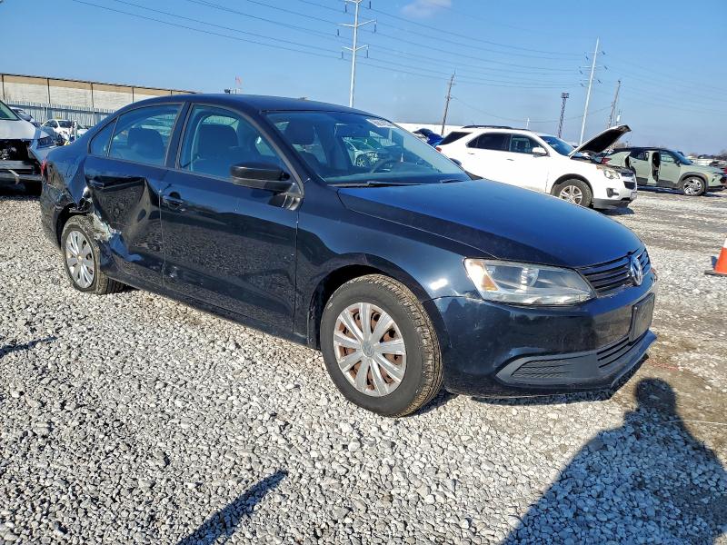 Photo 4 from auction – 2013 VOLKSWAGEN JETTA BASE with VIN 3VW2K7AJ3DM222342