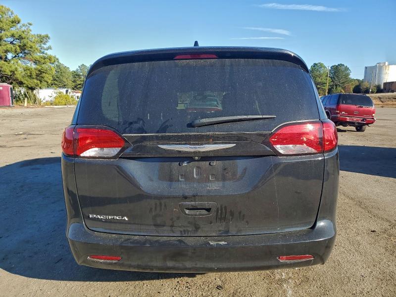 Photo 6 from auction – 2017 CHRYSLER PACIFICA with VIN 2C4RC1DG6HR502265