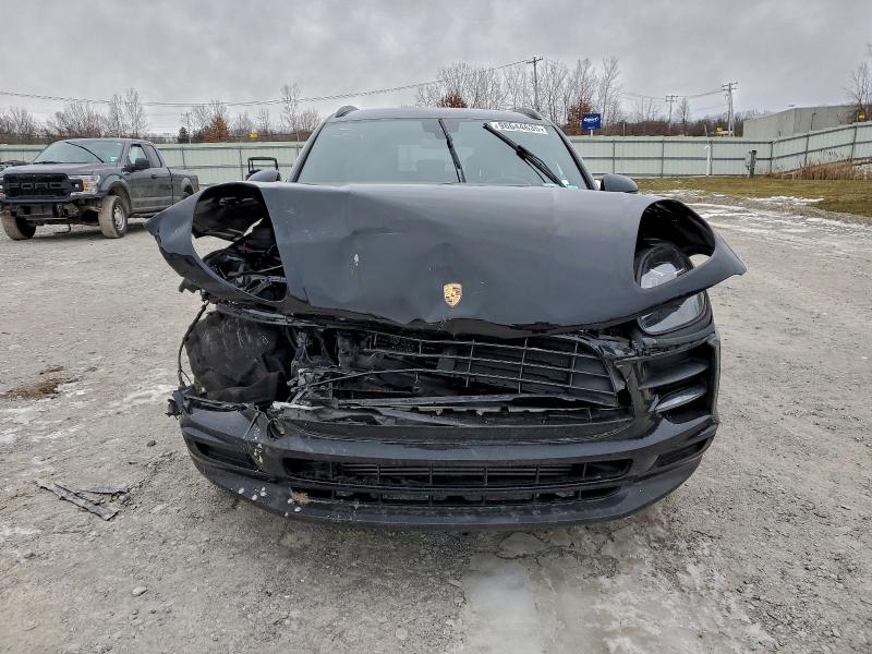 Photo 5 from auction – 2021 PORSCHE MACAN with VIN WP1AA2A54MLB15713