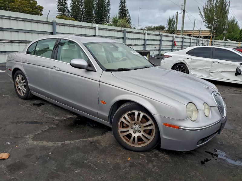 Photo 4 from auction – 2005 JAGUAR S-TYPE with VIN SAJWA01T15FN20794