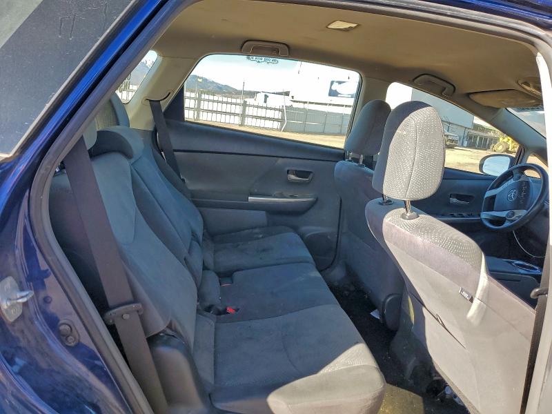 Photo 10 from auction – 2013 TOYOTA PRIUS V with VIN JTDZN3EU8D3265209