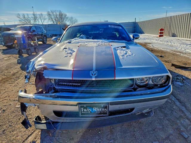 Photo 5 from auction – 2010 DODGE CHALLENGER with VIN 2B3CJ4DV3AH102785