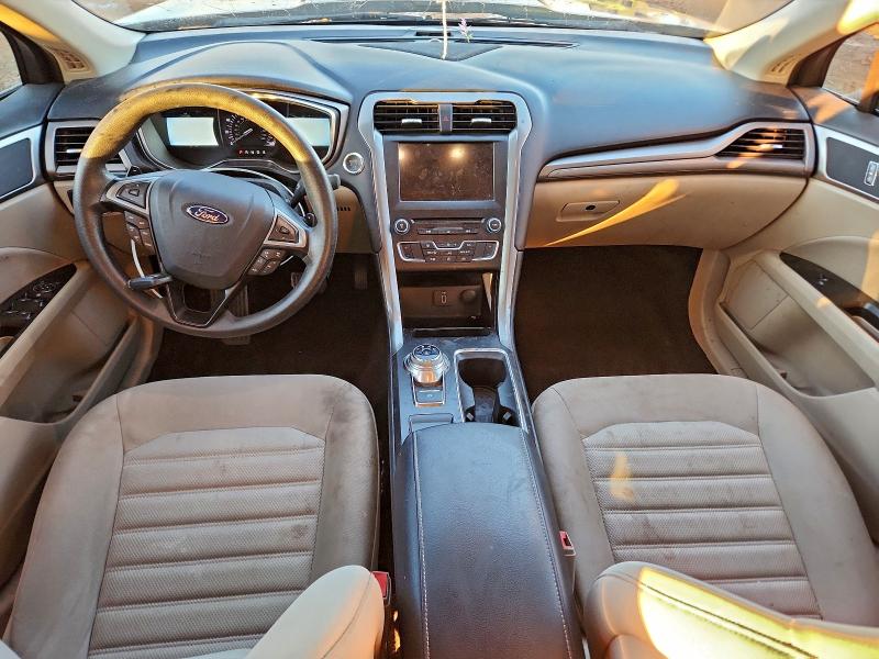 Photo 8 from auction – 2017 FORD FUSION SE with VIN 3FA6P0HD2HR377539