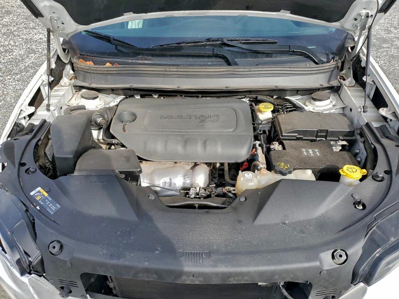 Photo 11 from auction – 2020 JEEP CHEROKEE L with VIN 1C4PJLCB2LD569584