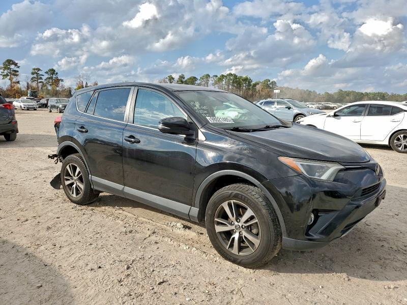 Photo 4 from auction – 2018 TOYOTA RAV4 ADVEN with VIN 2T3RFREV6JW794417