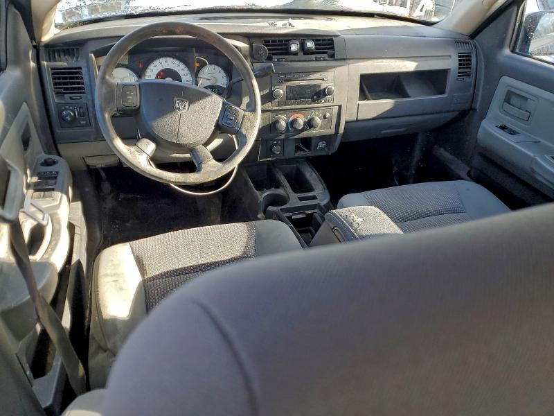 Photo 8 from auction – 2011 DODGE DAKOTA SLT with VIN 1D7RW3GK8BS585776