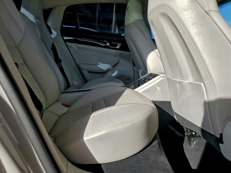 Photo 10 from auction – 2018 PORSCHE PANAMERA with VIN WP0AA2A76JL119437