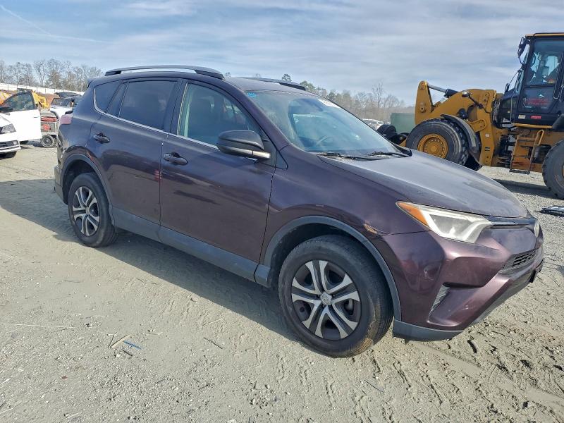 Photo 4 from auction – 2017 TOYOTA RAV4 LE with VIN 2T3BFREV9HW646113