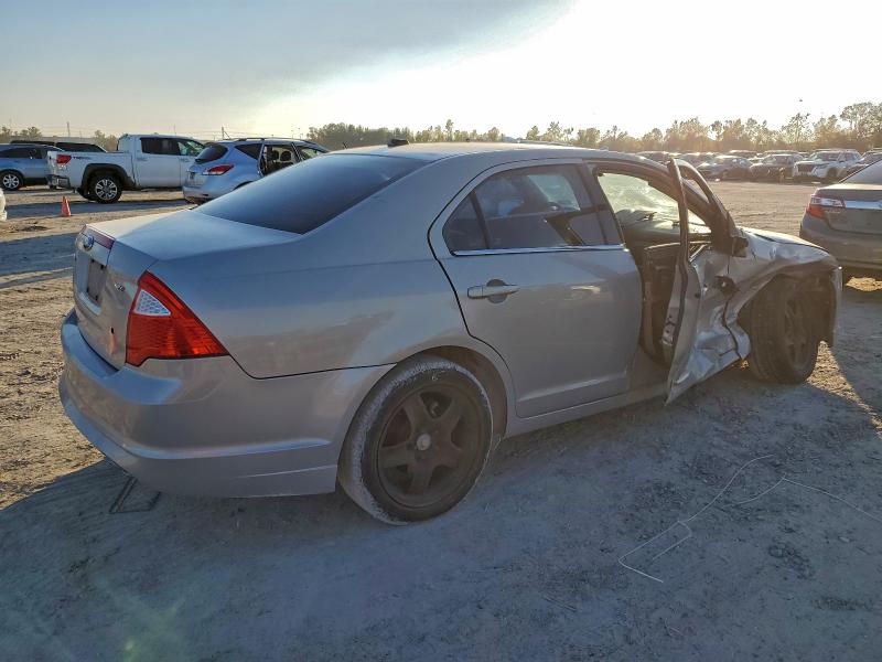 Photo 3 from auction – 2010 FORD FUSION SE with VIN 3FAHP0HA0AR211878
