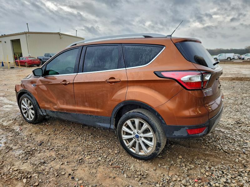 Photo 2 from auction – 2017 FORD ESCAPE with VIN 1FMCU0J95HUB72796