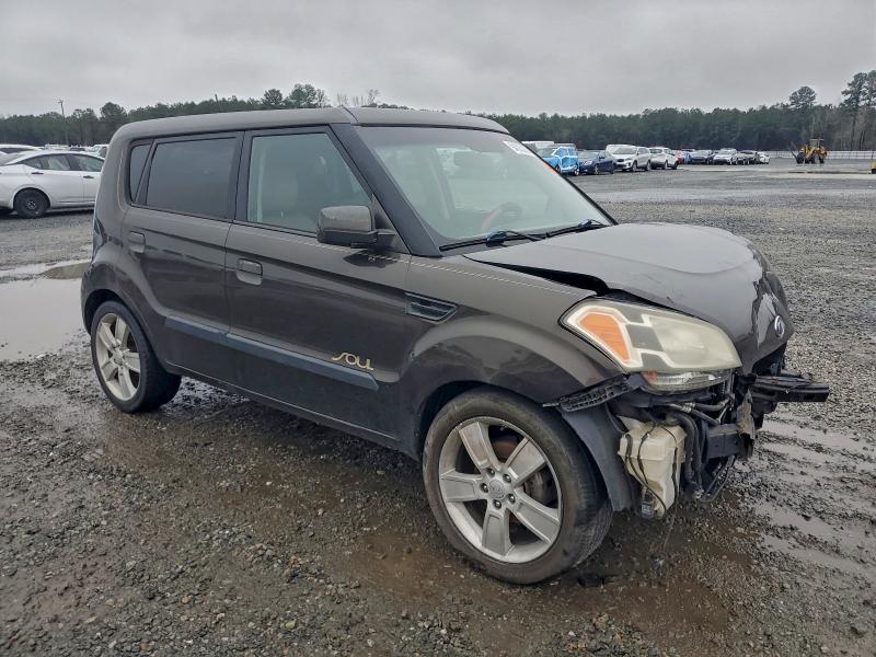 Photo 4 from auction – 2010 KIA SOUL with VIN KNDJT2A26A7124418