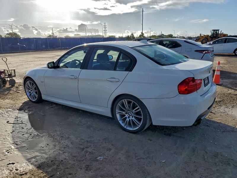 Photo 2 from auction – 2011 BMW 328 with VIN WBAPH7C55BE679452