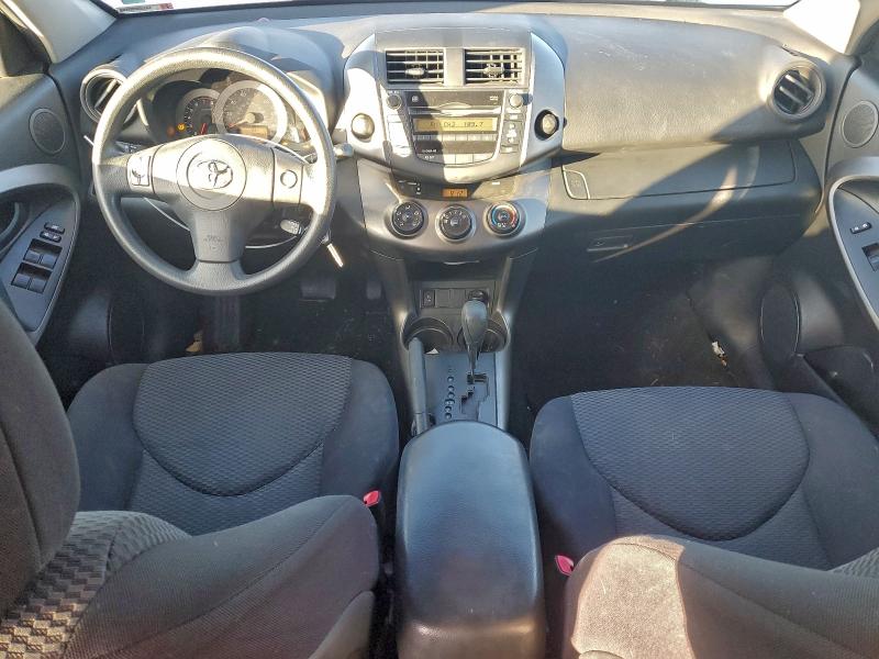 Photo 8 from auction – 2010 TOYOTA RAV4 with VIN JTMRF4DVXAD021435